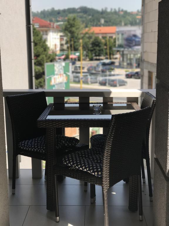 Apartment Ajla Tuzla Exterior photo